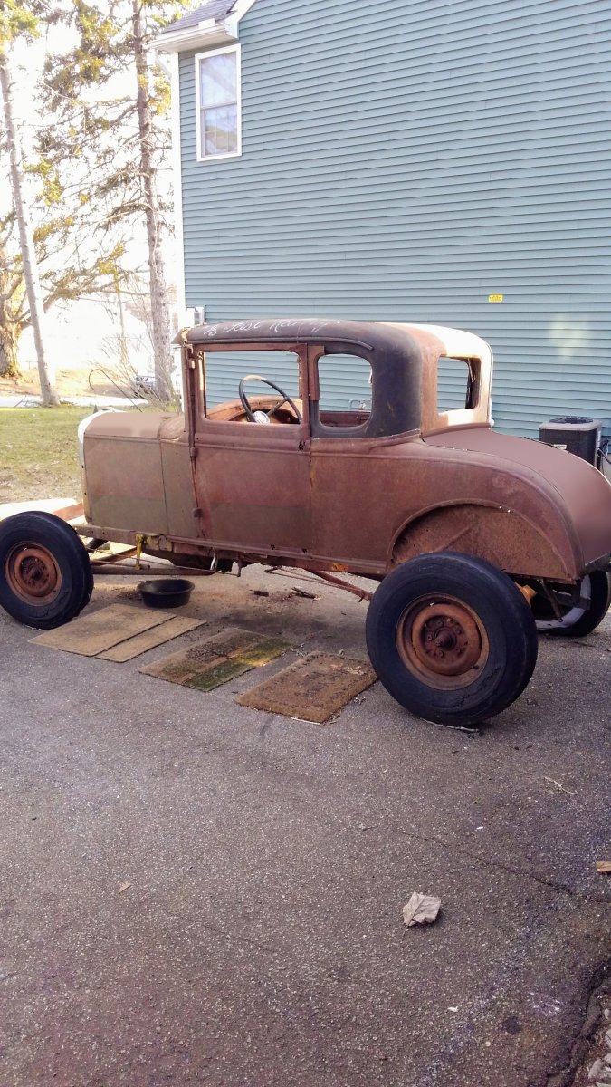 rusted coupe.jpg