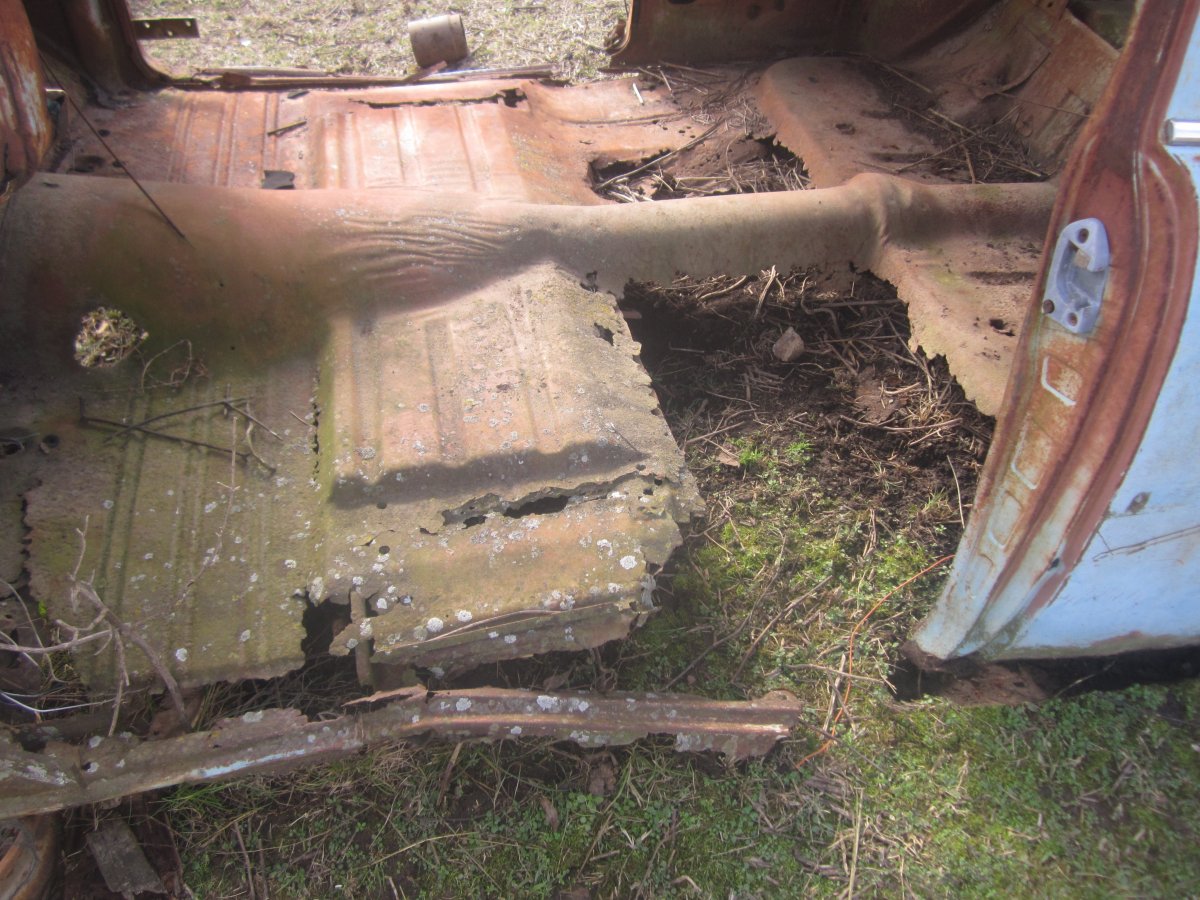 rusty 55 &56 009.JPG