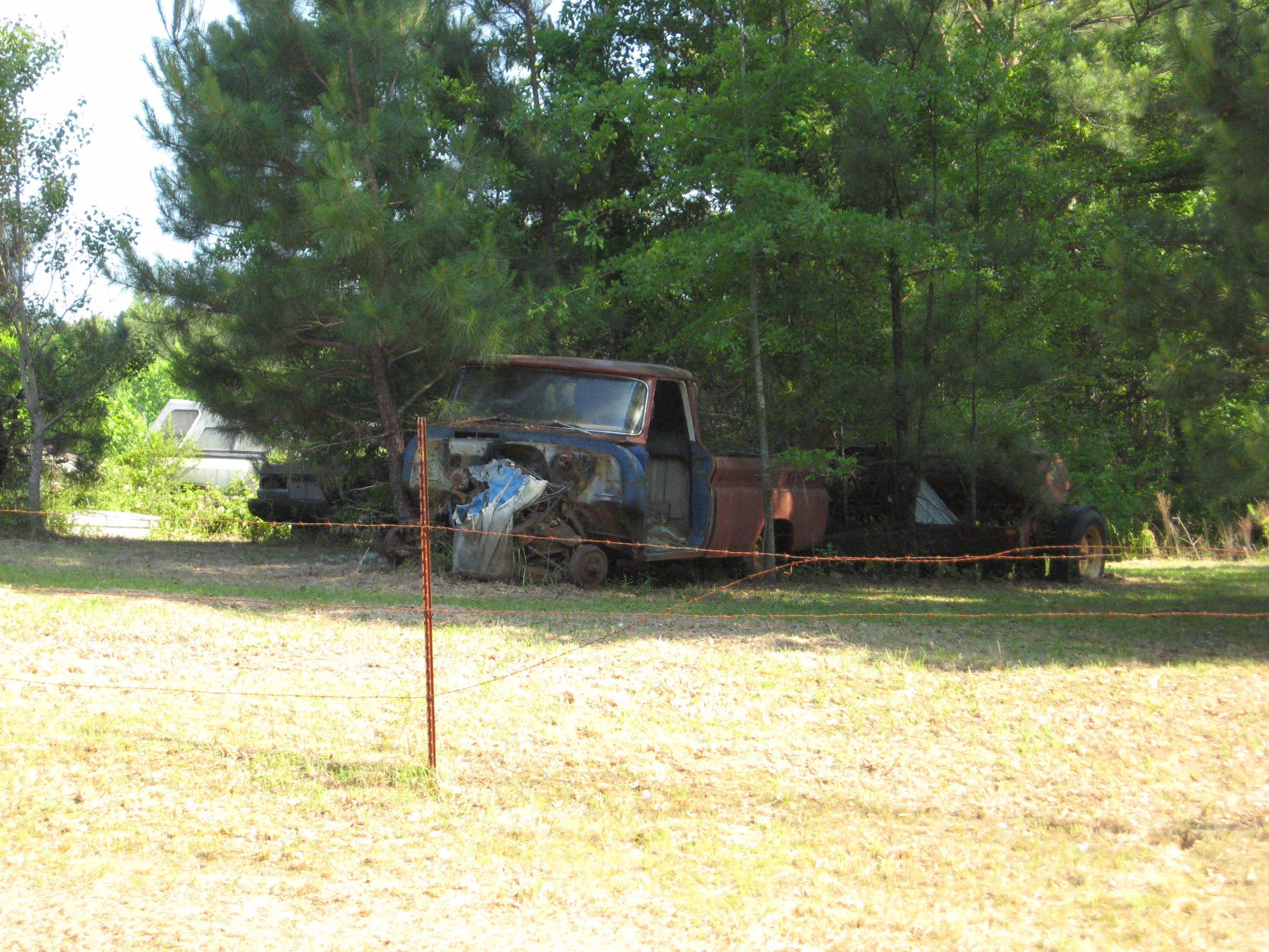 rusty chevy 3.JPG