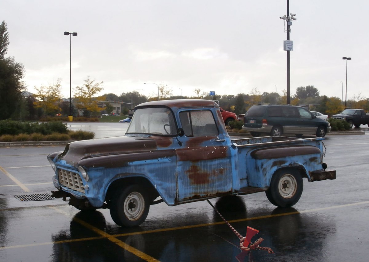 Rusty truck.jpg