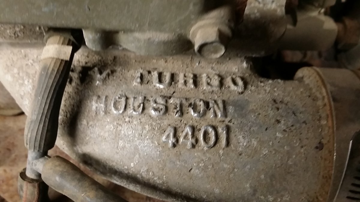 RV 440 turbo engine (9).jpg