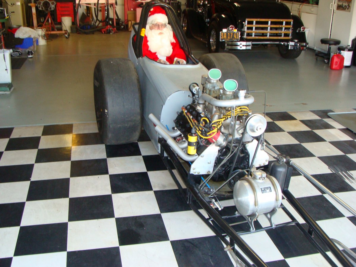 santa dragster.JPG