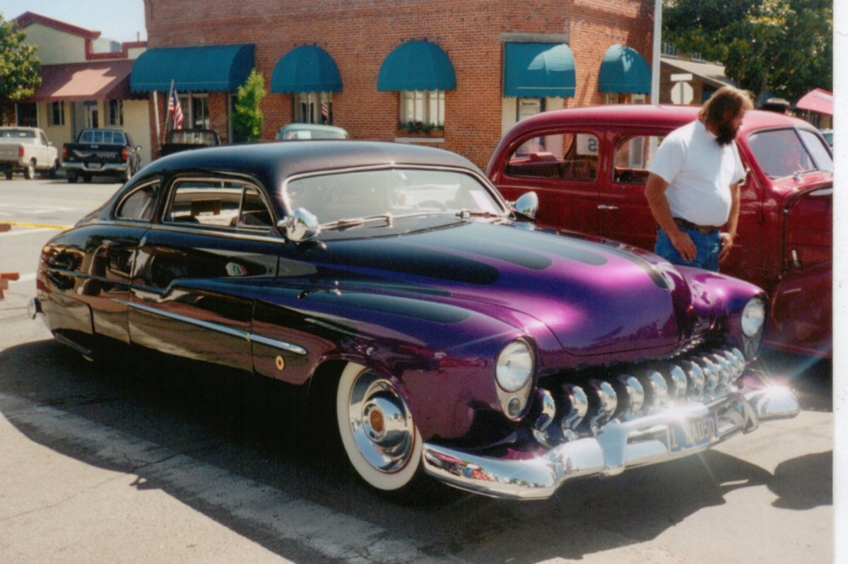 Scalloped Merc.jpg
