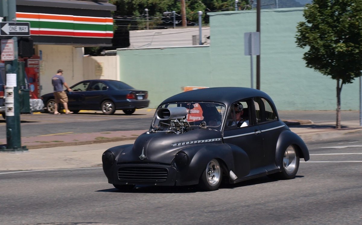 Scotty\'s morris on 6th street..JPG