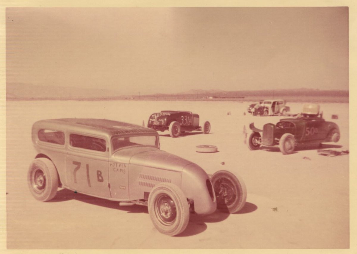 ScrewdriversClub-32Sedan3.jpg