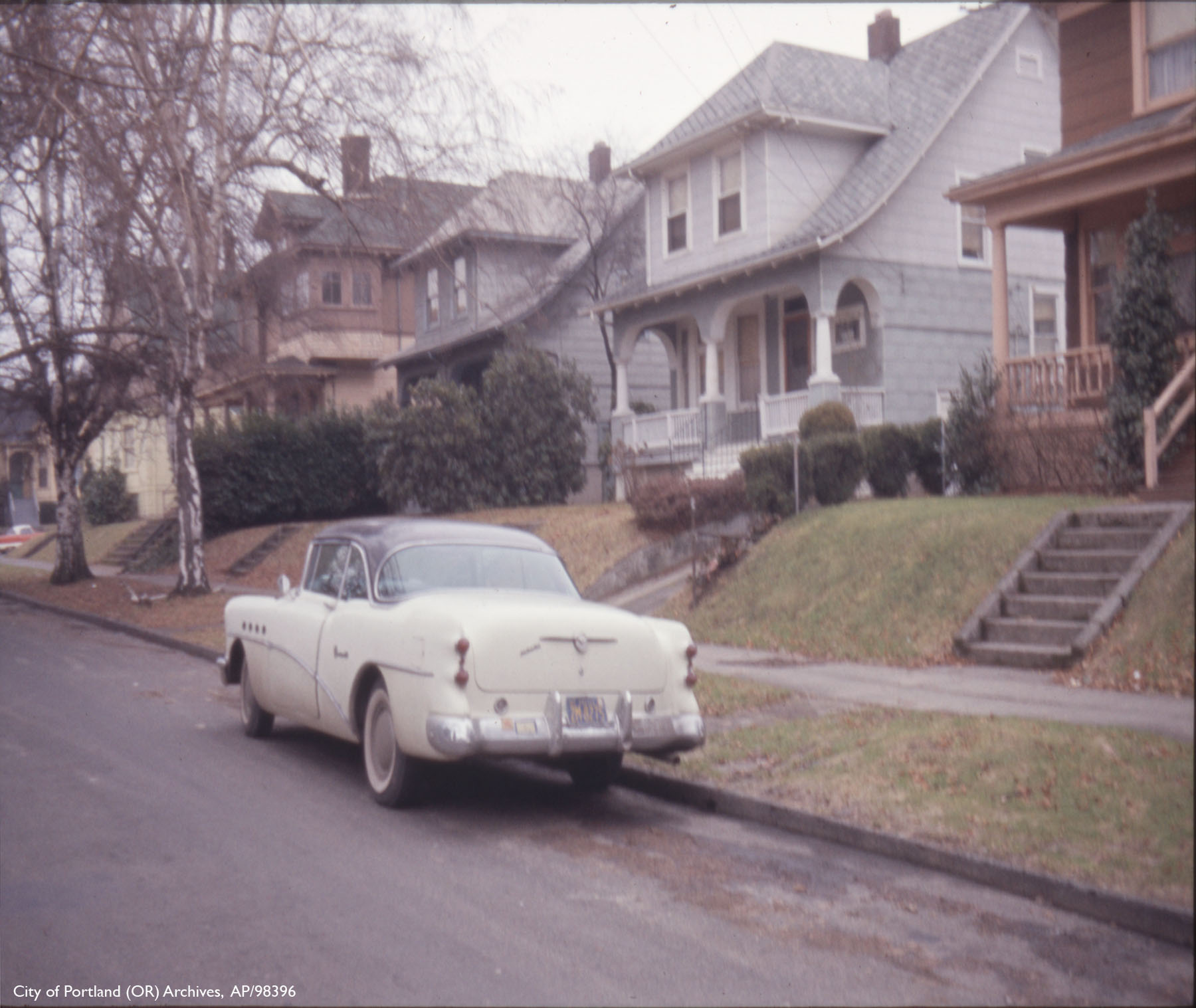 SE 15th Avenue SE Belmont Street, 1965.jpg