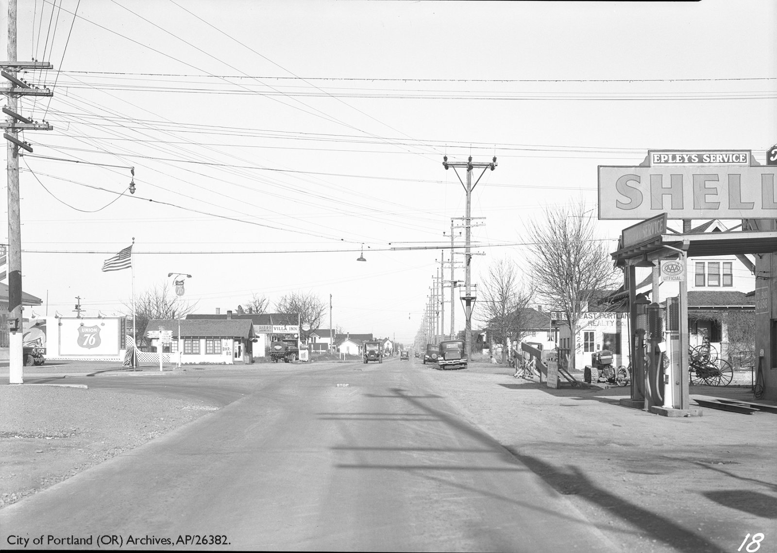 SE 82nd Avenue and SE Stark Street looking north, circa 1934.jpg