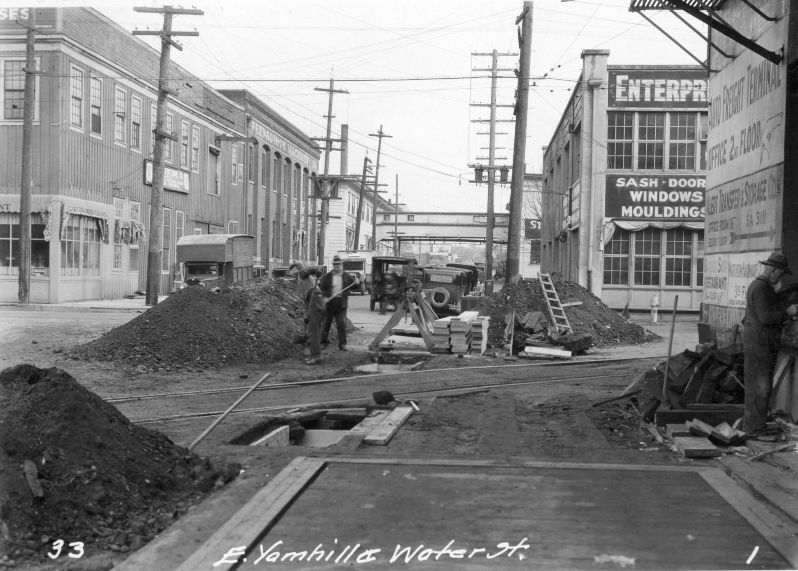 sewer-repair-se-yamhill-and-water-19311.jpg