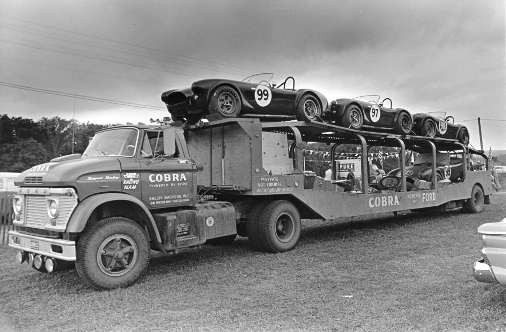 shelby-american-cobra-racing-team-2.jpg