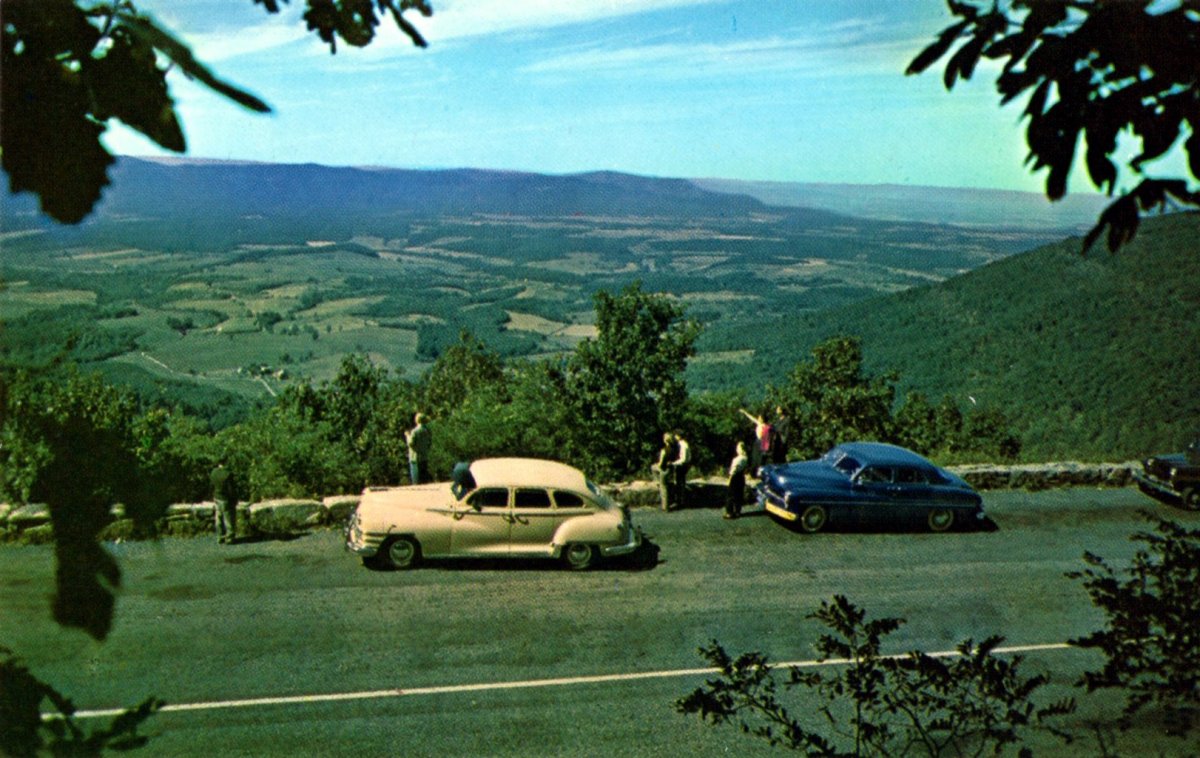 Shenandoah Valley Skyline Dr VA.jpg