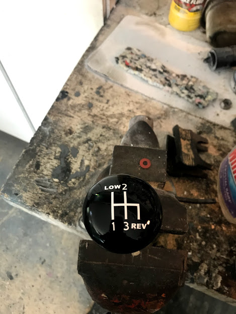 shift knob.jpg