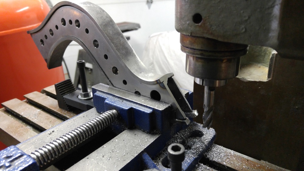 shifter mock up  with mill.jpg