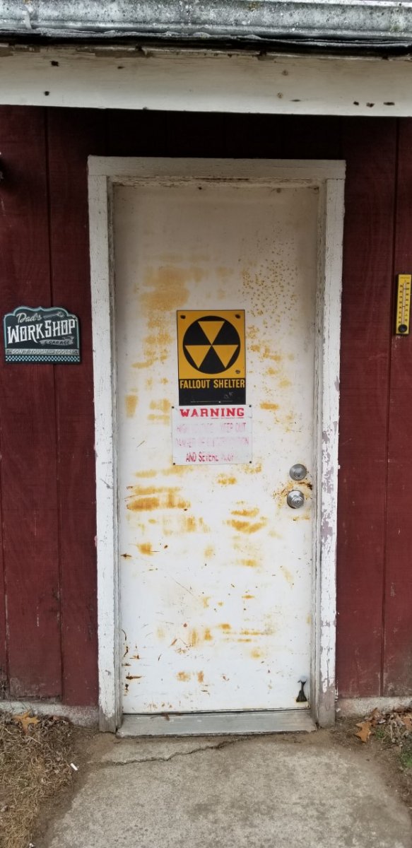 shopdoor.jpg
