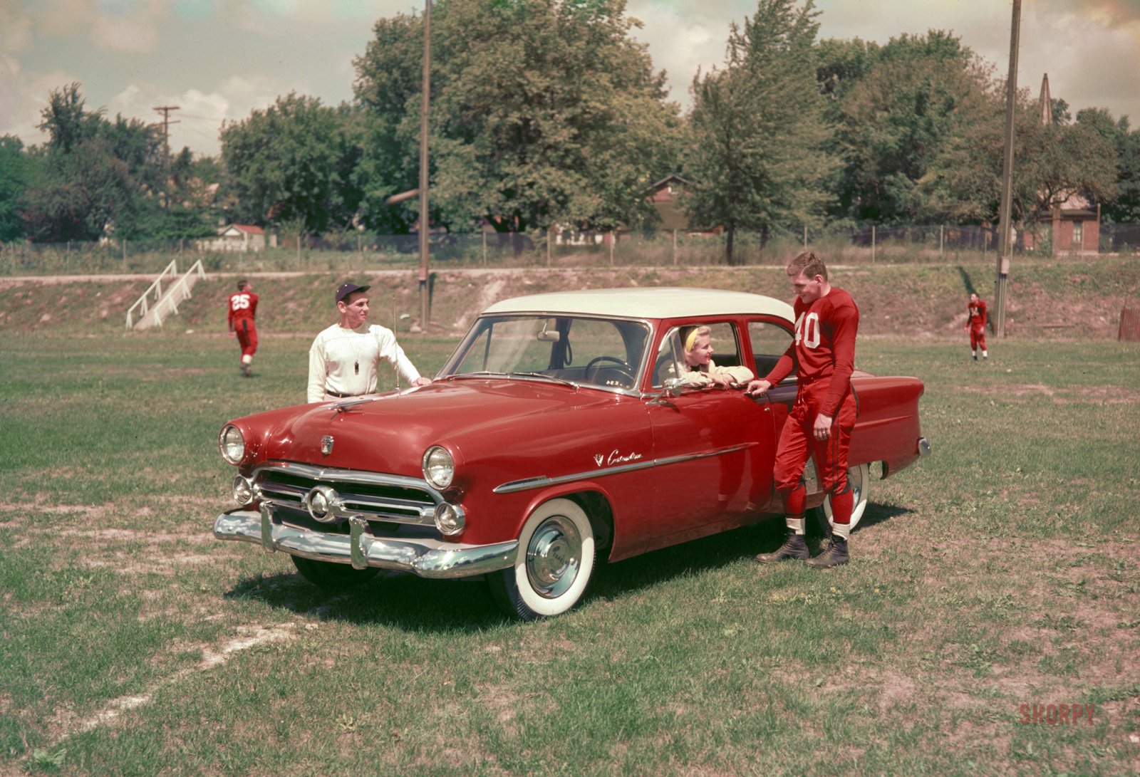 SHORPY-1952-Ford-Customline-1A.jpg