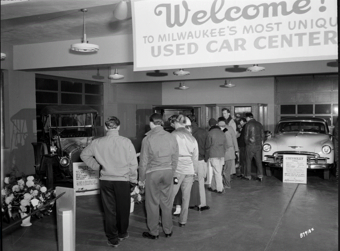 ShowRoom.GIF