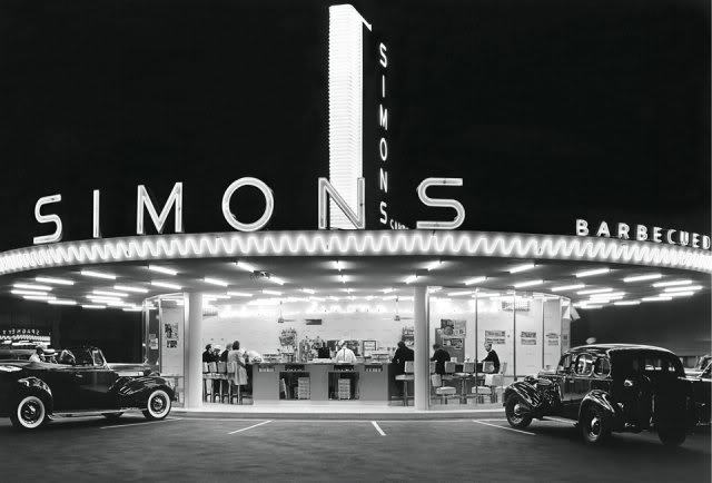 Simon\'s Drive-In Restaurant.jpg