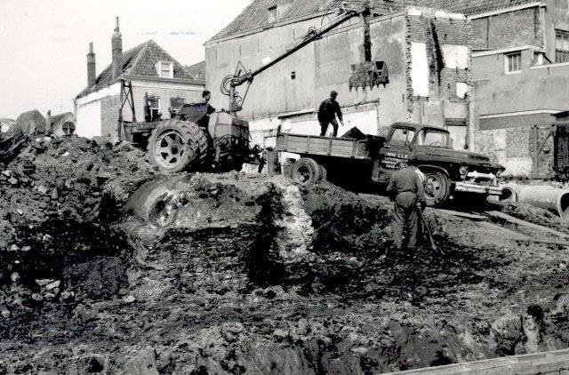 Sloop regenbak 1962 Lange Zelke.jpg