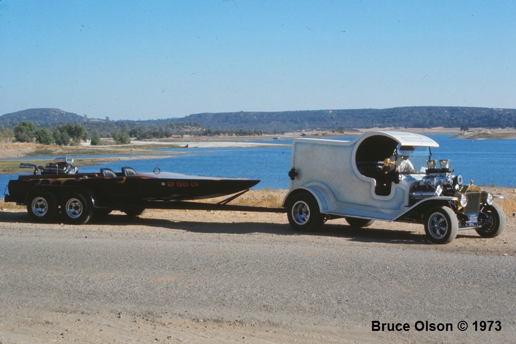 Sonny Hallsworth's C-Cab & Boat @ Lake Camanche - 1973.jpg
