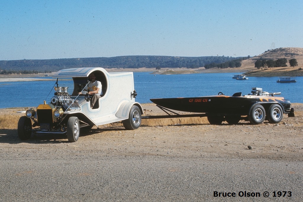Sonny's C-Cab & Boat @ Lake Camanche - 1973.jpg