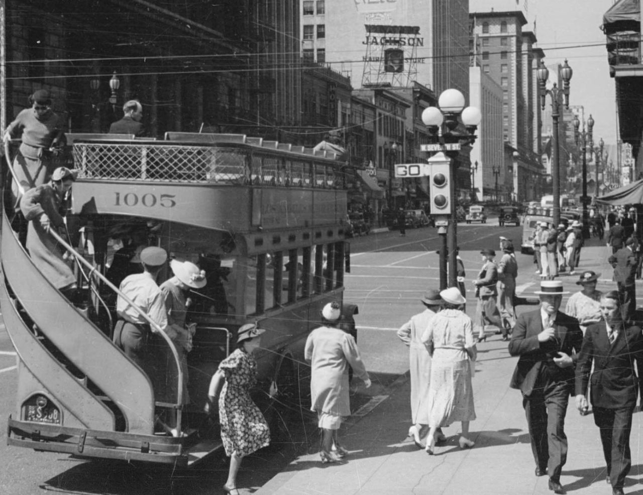 South Olive & West 7th, Los Angeles, 1937.jpg