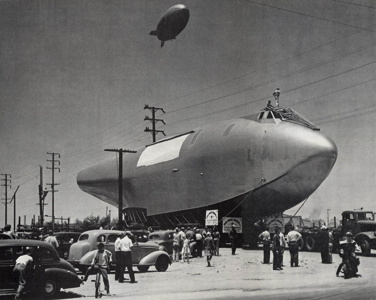 SPRUCE-GOOSE-Smaller.jpg