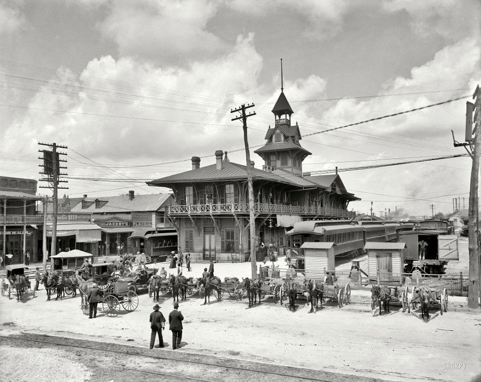 Station Louisville-Nashville, Florida , in 1910..jpg