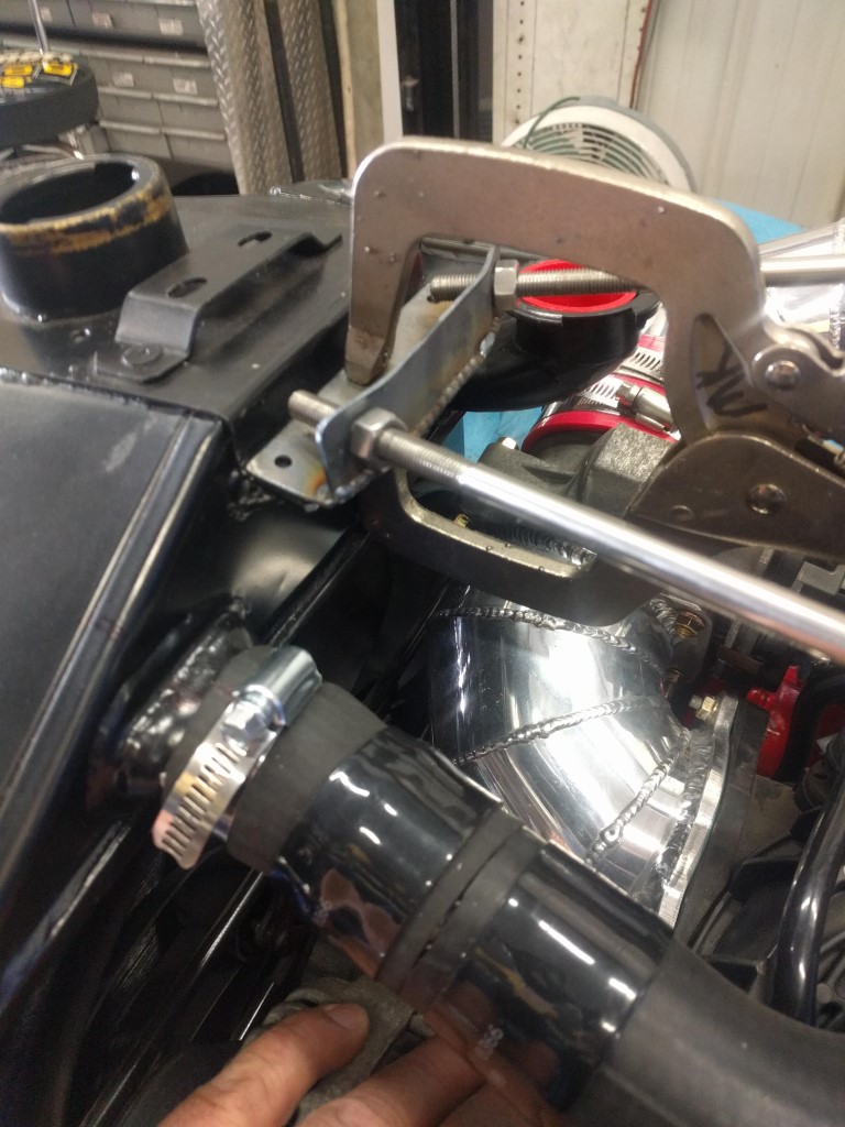 stay rod bracket (Medium).jpg
