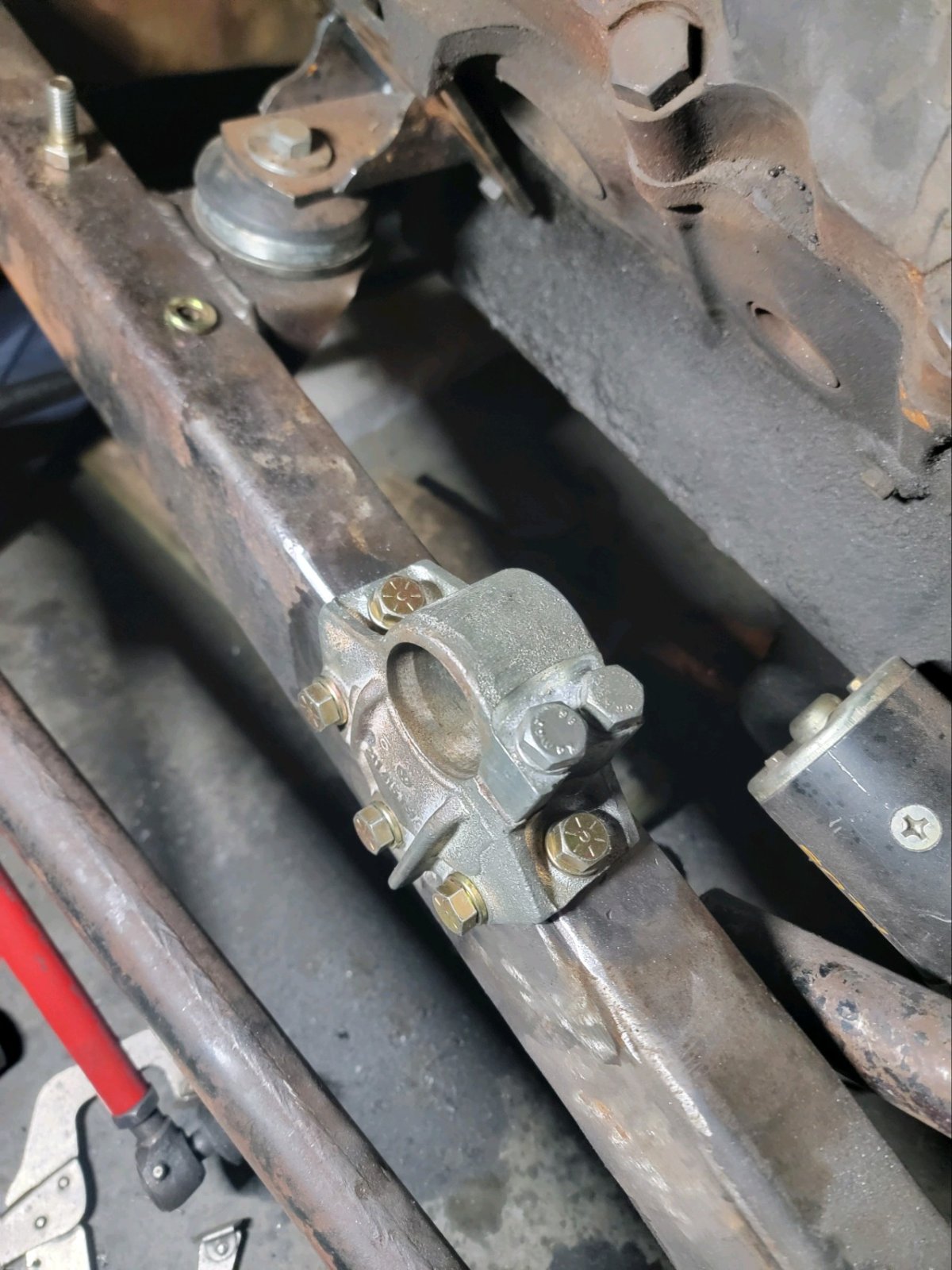 STEERING.jpg