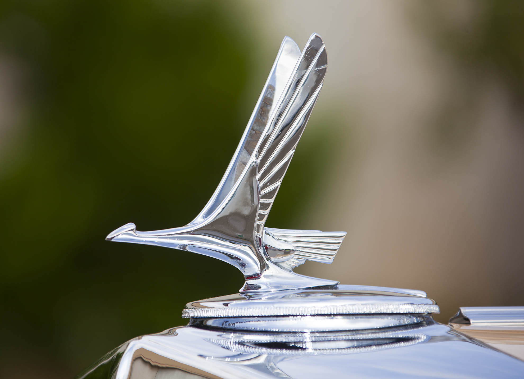 STUDE HAWK HOOD ORNAMENT CORRECT FOR \'32.jpg