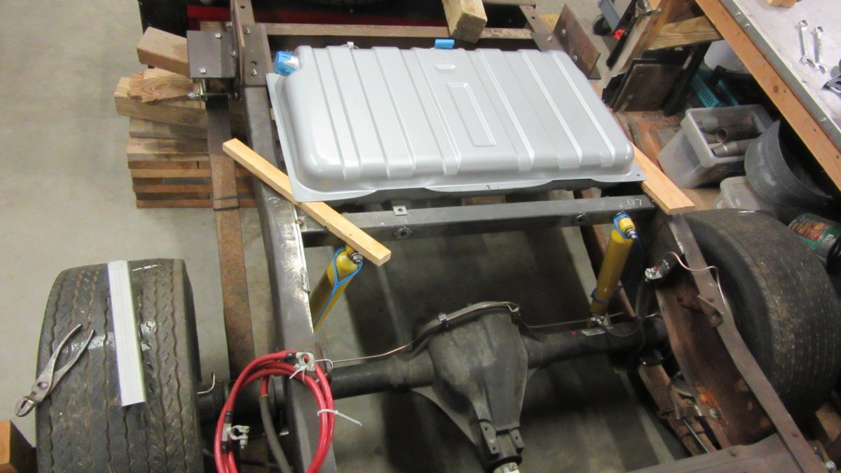 STUDEBAKER BUILD 007.JPG