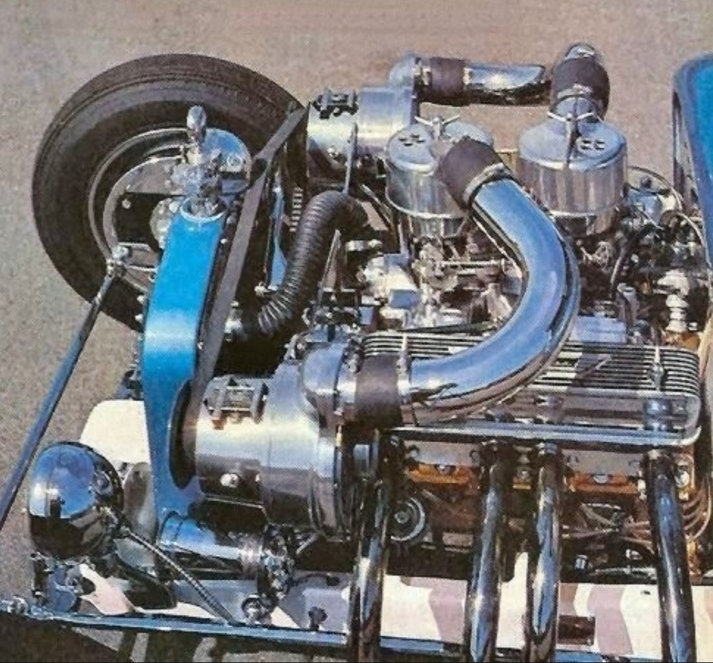 superchargers1 int.jpg