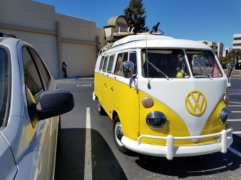 SurfBus01.jpg