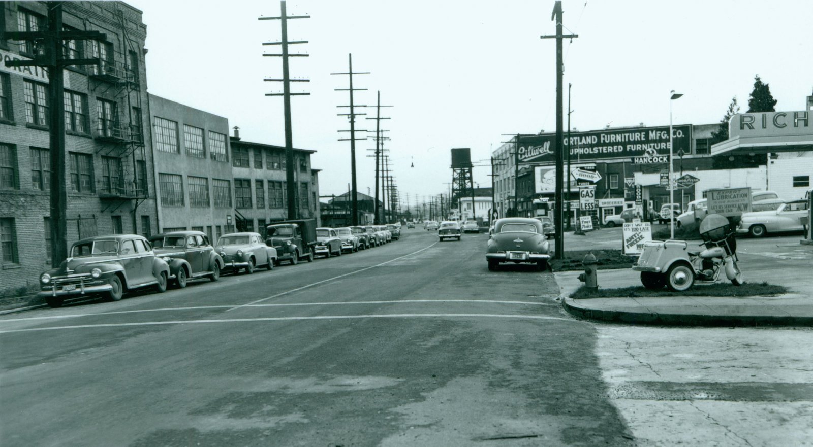 -sw-macadam-ave-looking-south-from-mitchell.jpg
