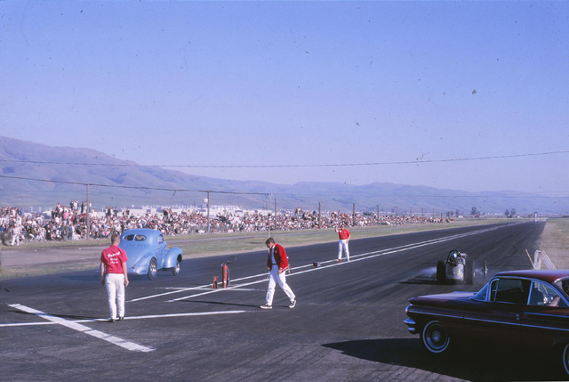 SWC-Willys-vs.-Dragster-Fremont-Drag-Strip-March-19641.jpg