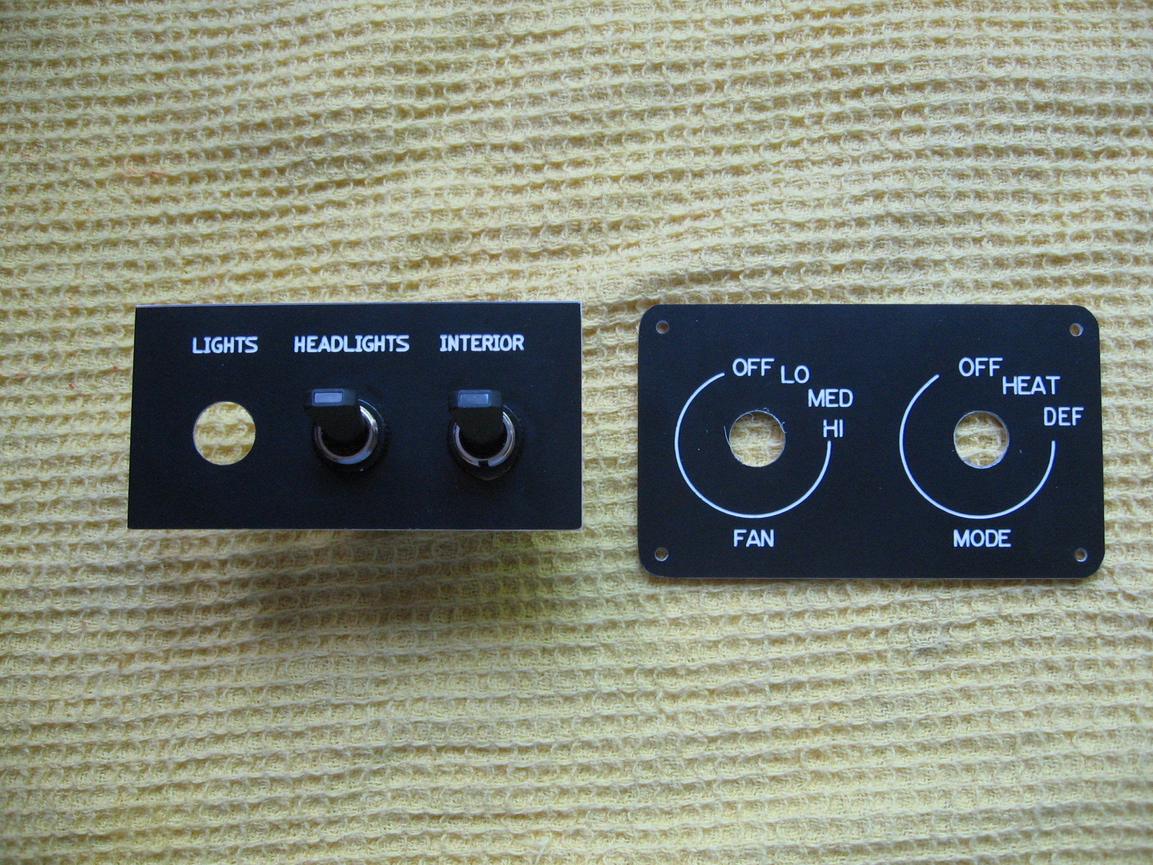 Switch plates to post.JPG
