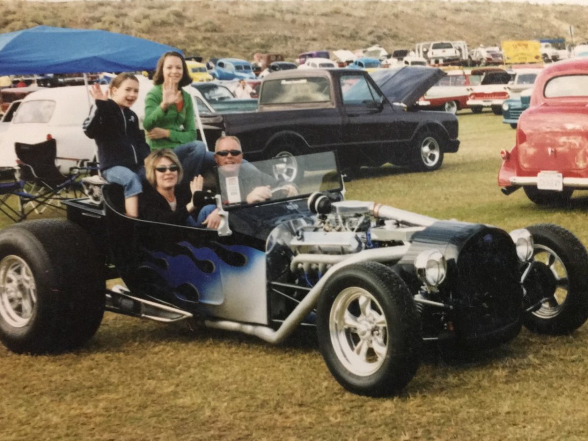 T Bucket at Goodguys.jpg