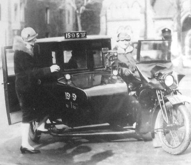 Taxi.JPG