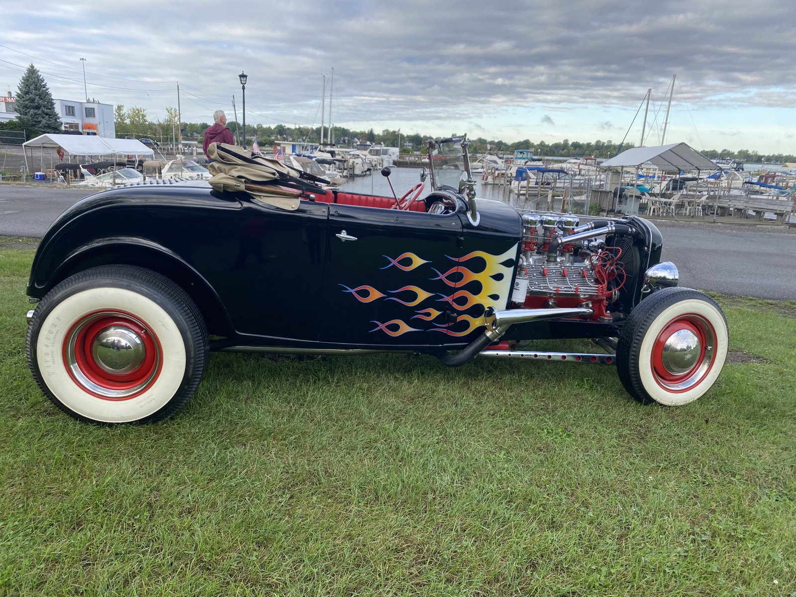 The 1932 Roadster Front Passenger Side 4.JPG