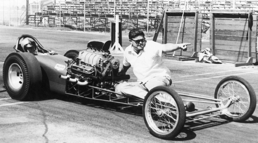 The Adams and McEwen Push Rod car.jpg