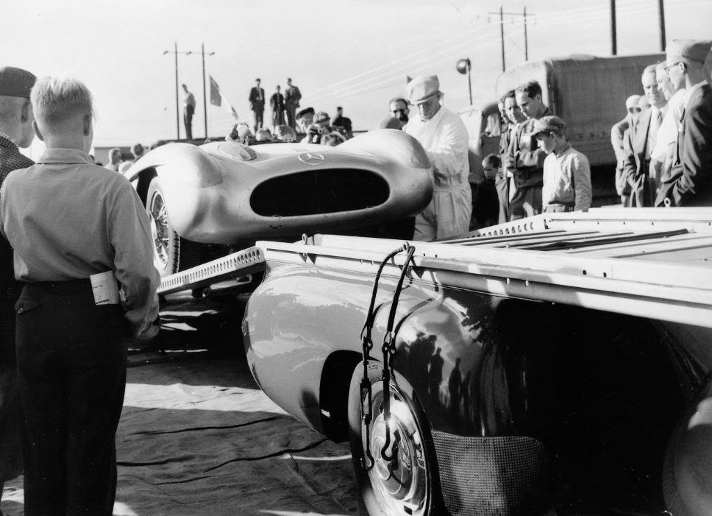 The-Blue-Wonder-at-Grand-Prix-of-Sweden-Kristianstad-7-August-1955.jpg