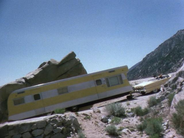 THE LONG LONG TRAILER 002 LINCOLN.jpg