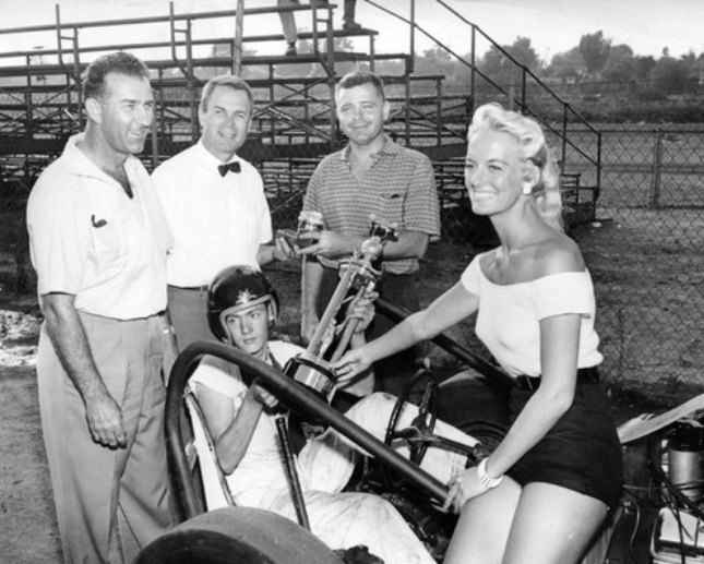 TI 01 dragster.jpg