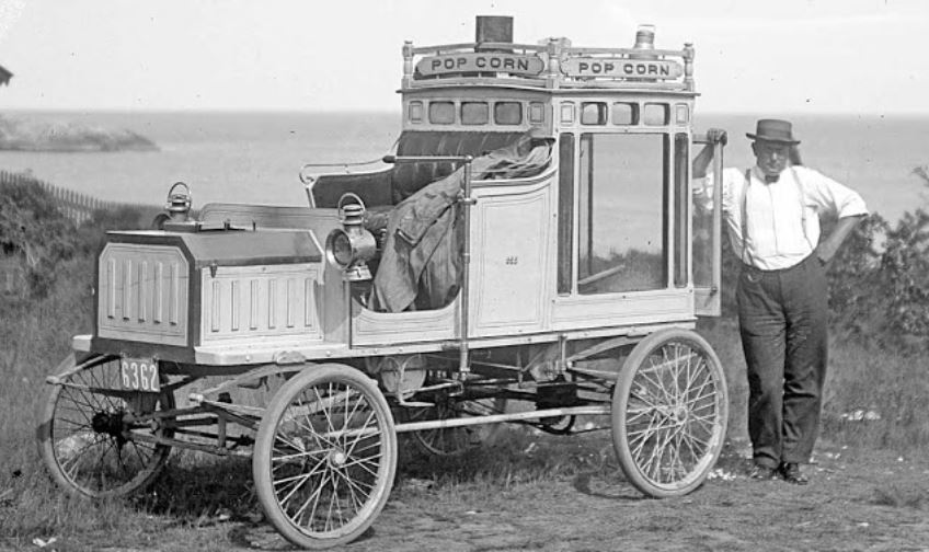 Tiller steered popcorn wagon.JPG