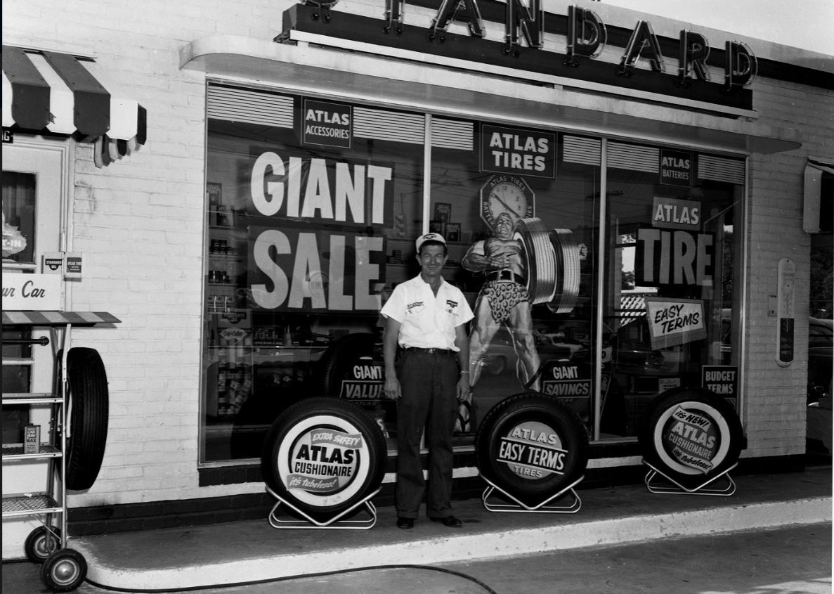 TireAttendant.JPG