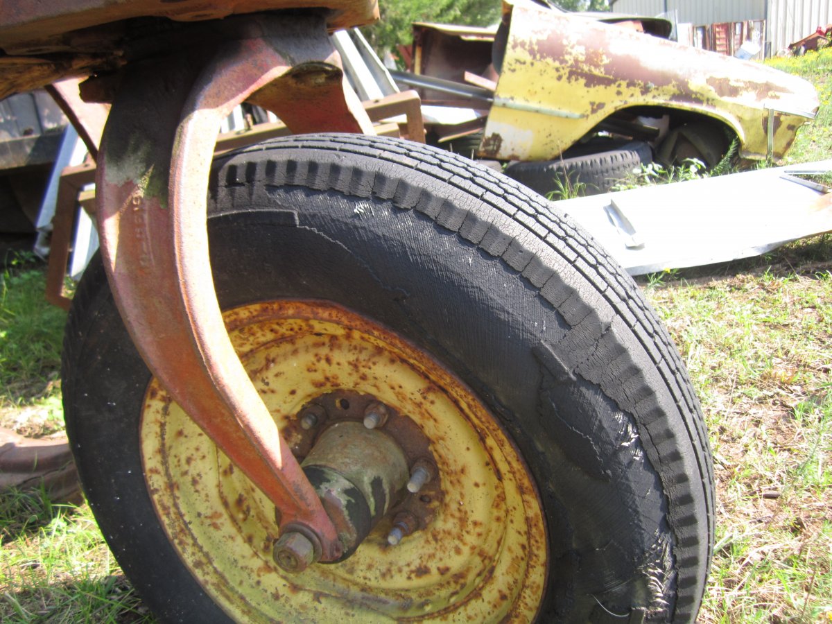 tires 006.JPG
