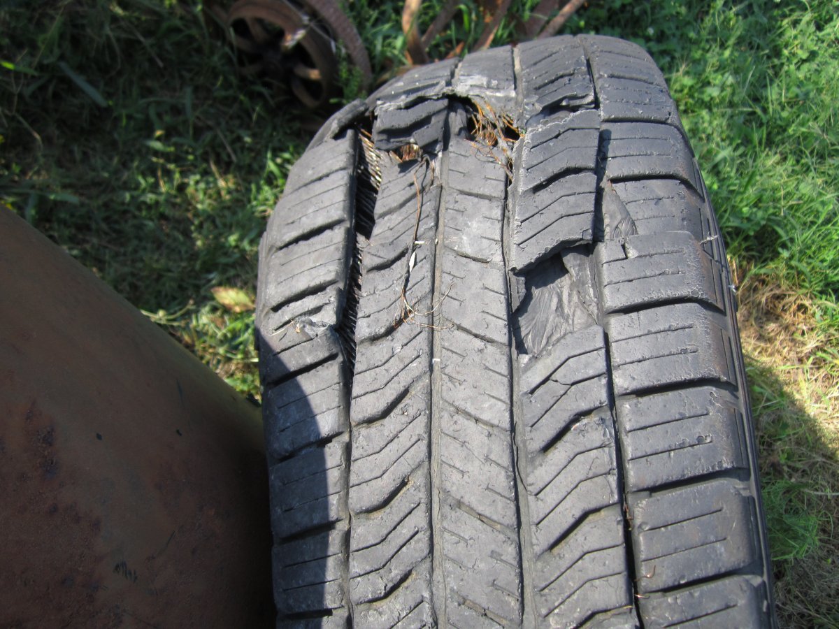 tires 008.JPG