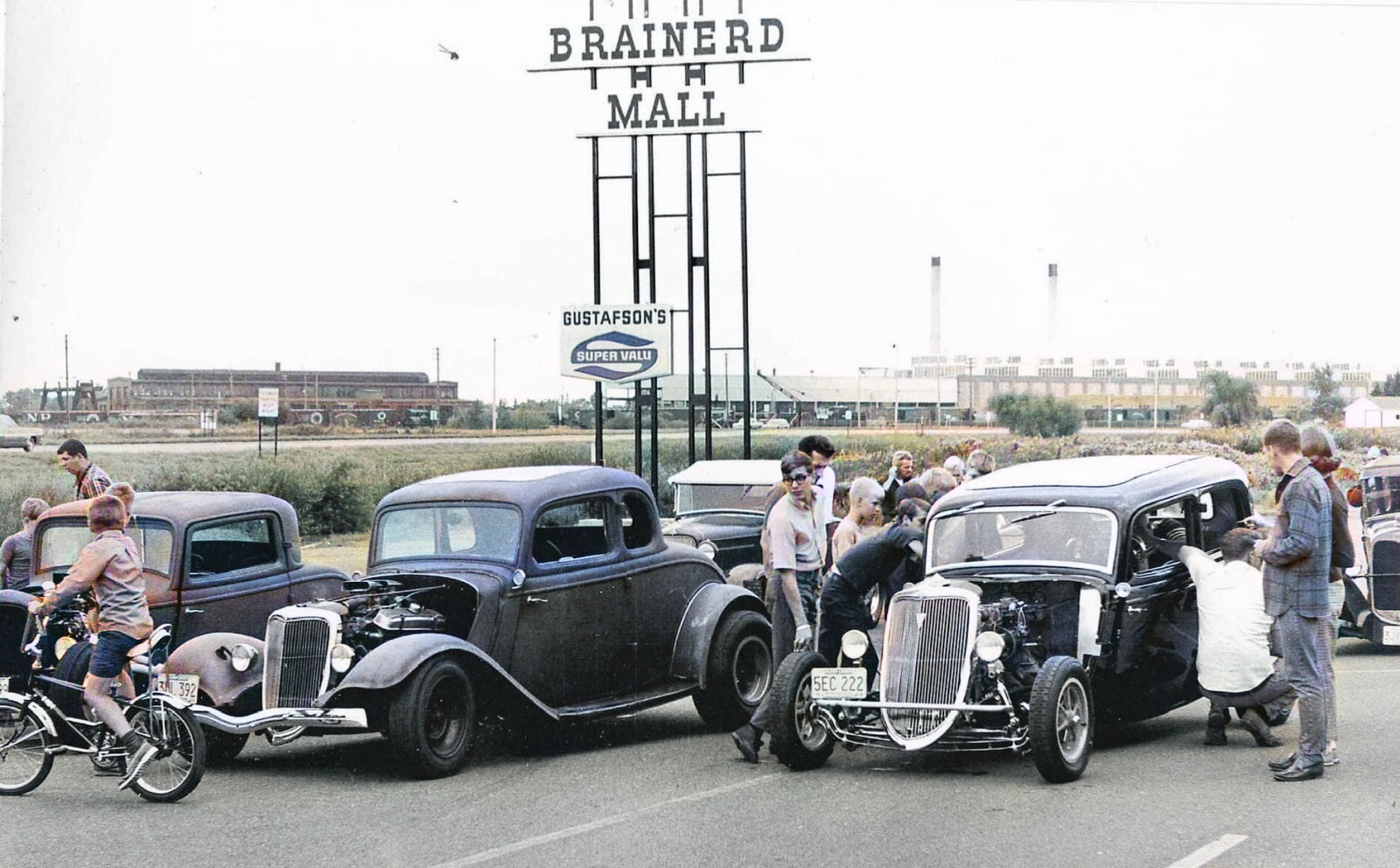 Tires out Parking Lot Color - Brainerd Mall.jpeg