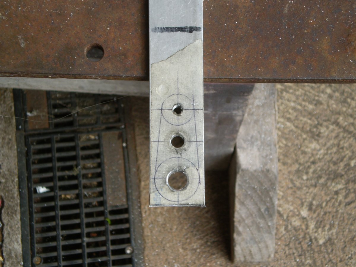 toe boards cowl and window winder nuts 033.JPG
