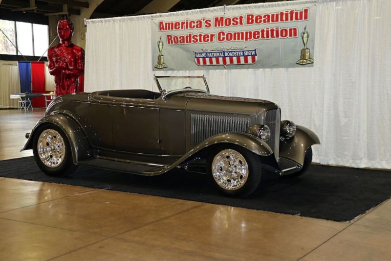 Tom Firth Brownstone Roadster (by Brian Brennan) (1).jpg