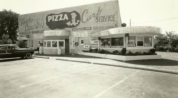 Town & Country Roseville Exterior from nancy.jpg